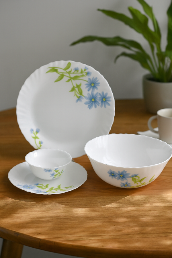 Laopala Diva Classique Collection Dinner Set 19Pcs – Blue Daisy Opalware Dining Set